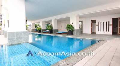 Le Raffine Sukhumvit Condominium 2 Bedroom For Rent BTS Phrom Phong