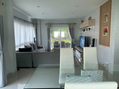 3 bedrooms house with garden for sale in soi Siam Country Club Pattaya
