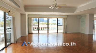 Apartment with 4 Bedroom For Rent Near BTS Chong Nonsi in Nanglinchee