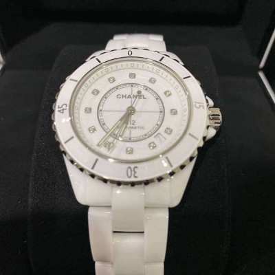 Chanel Ladies Watch Quartz White - NEW