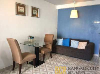 Saranjai Mansion Condo High Floor Studio Unit for Rent