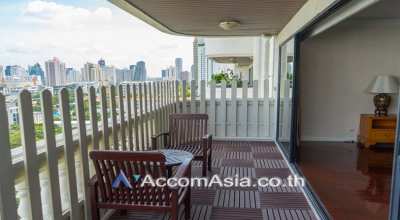Apartment 4 Bedroom For Rent BTS Phrom Phong in Sukhumvit Bangkok