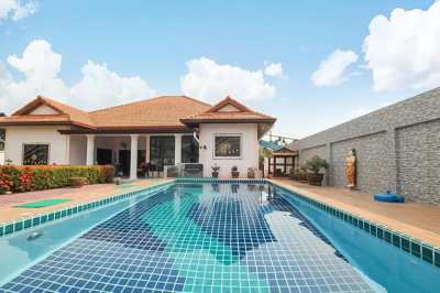 NEW PRICE!!! Large 3 Bed Pool Villa On 800 Sq.M. Land - Huai Yai 