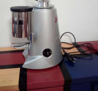 Coffee Grinder F 5 G/A Fiorenzato, Made in Italy, brand new