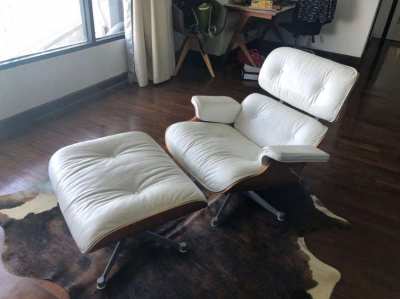 Eames Lounge Chair (replica)