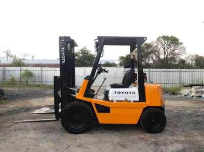 Forklift TOYOTA 4FG20