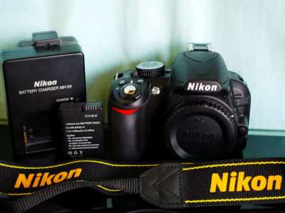 Nikon D3100 Mint  Body (17xx shots)