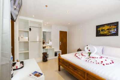 51 Rooms Great location Hotel with Pool