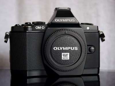 Olympus OM-D E-M5 Digital Camera Black Body in Box