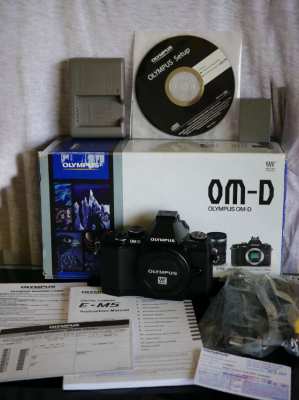 Olympus OM-D E-M5 Digital Camera Black Body in Box