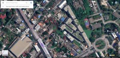 Land for Sale in Nonthaburi Right Next to MRT Skytrain.