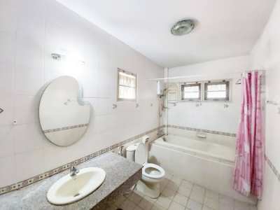 Urgent sale! Very cheap single house, Aksin Village, 2 stories, 54 square meters, near the road