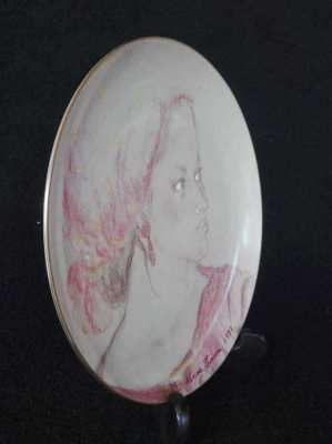 SOLD!!! Vintage Ceramic Women Plate