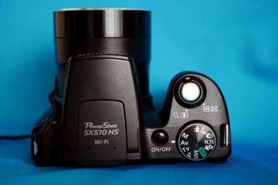 Canon SX510 Wi-Fi Camera (24-720mm Lens) 30X Zoom