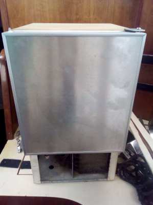 Automatic ICEMAKER