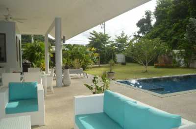 Luxury Pool Villa in Chalong for sale by owner