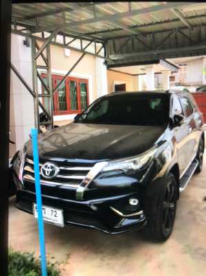 Like new - 2018 Toyota Fortuner  - TRD 4x4 Black edition 