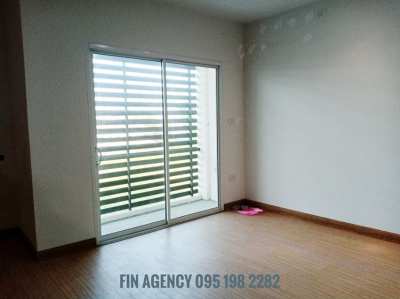 Sell 3-story townhome in Don Mueang area