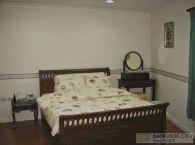 Lumpini Suites Sukhumvit 41 Condo Prime Location 1 Bedroom Unit Rent