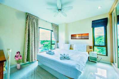 2bedroom Corner Suite - 100,000 baht down!