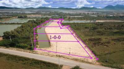 Land 1 rai for sale in Pranburi