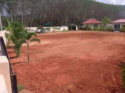 REDUCED PRICE Phuket Building land with 4 BEDROOM VILLA WITH POOL 
