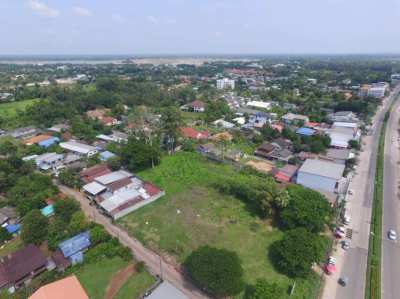 Land and house in Mu Mon for sale