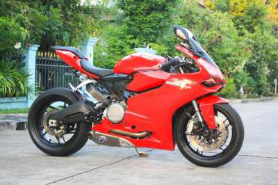 [ For Sale ] Ducati Panigale 899 2015 best condition