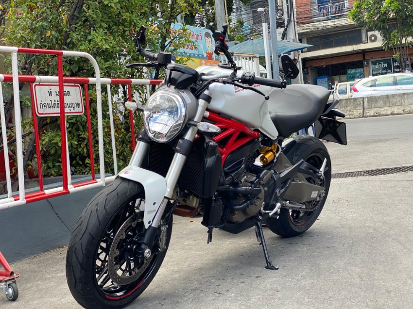 Limited Edition Ducati Monster 821 PEARL WHITE, 12.500 km, clean | 500 ...