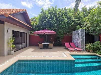 2 Bedroom pool villa in modern Thai style for rent and for sale.