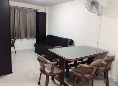 LPN Bodin Ramkamhang TowerE FL2 Family Room near Makro 35sqm 9000THB/m