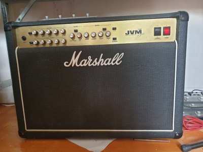 Marshall JVM 210C Guitar amplifier