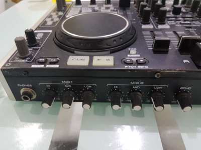 DENON DN_MC6000 Music Mixer, Controller