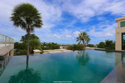 Modern Style Villa with best Views over Pattaya Bay