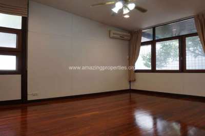 THONGLOR PET FRIENDLY 3 BEDROOM HOUSE FOR RENT