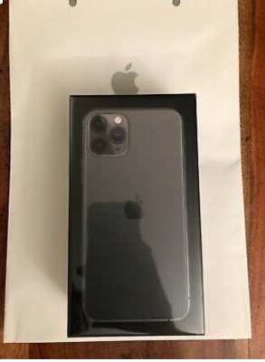 First hand iPHONE 11 pro Max 