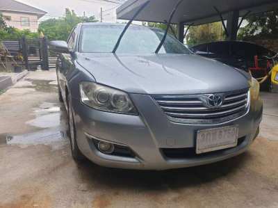 Toyota Camry 2.4 Top model