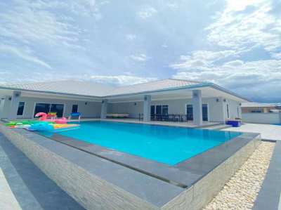Pool Villa for sale in Cha-am