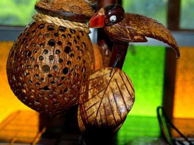 Unique Hand Made Coconut Wood Table Lamp Thai Craft. 