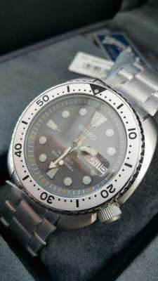 Buying Omega Rolex Breitling Cartier Seiko automatic watches