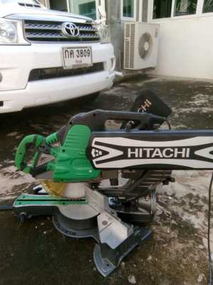 Hitachi c12rh 12 inch mitre saw