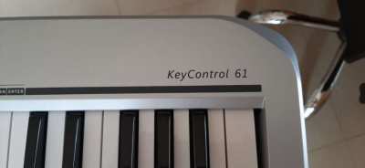 61-key USB MIDI Keyboard Controller LED Display with USB Cable