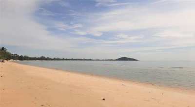 For sale Beachfront land with 5 villas in Lipa Noi Koh Samui