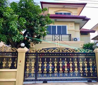 Single House For Rent 6br 3br + maid's room 300sqm 3 Stories 