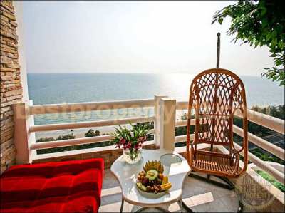 Penthouse 180 sq.m. with stunning Sea view in Rayong