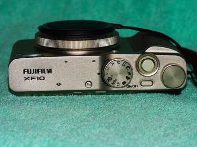 New in box Fujifilm XF10, 4K Video 24.2MP APS-C sensor Digital Camera