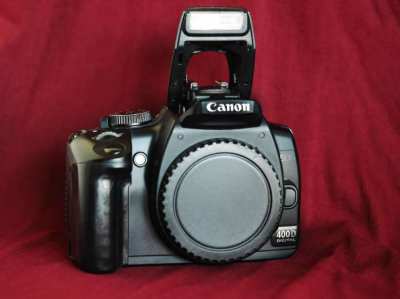 Canon EOS 400D DSLR Camera Black body