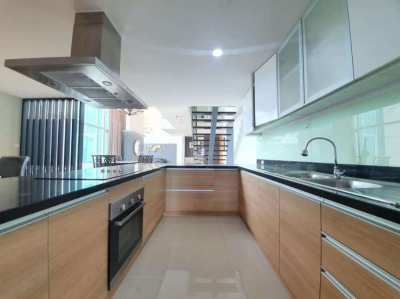 4 Bedroom Condo for rent in Circle Condominium, Makkasan