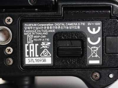 Fuji Fujifilm X-T10 Black / Silver Body, XT-10, XT10