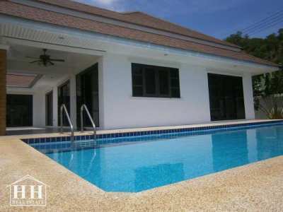 House for rent 3 bedroom 2 bathroom with swimming pool,near the beach